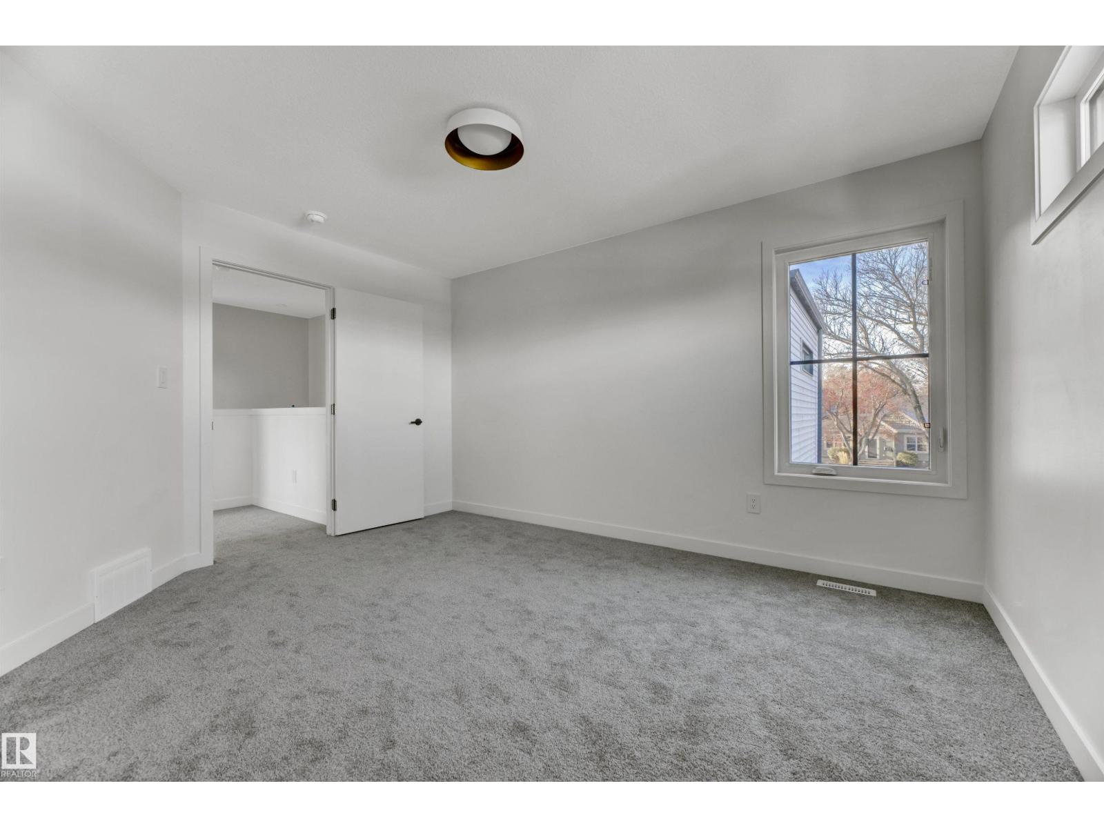 11711 129 ST NW, Edmonton