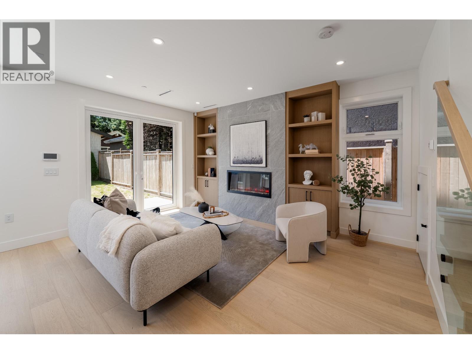 968 W 17TH AVENUE, Vancouver