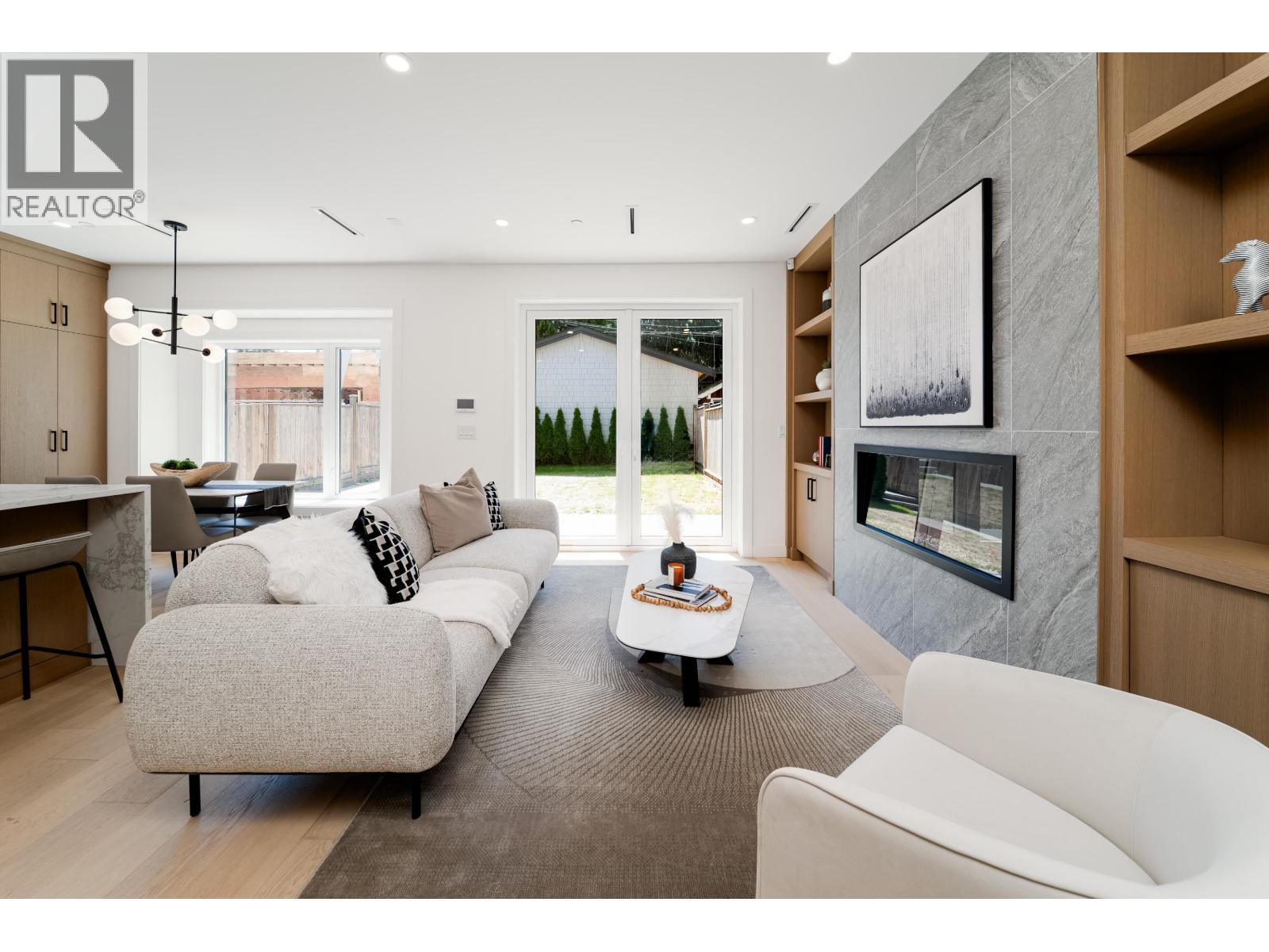 968 W 17TH AVENUE, Vancouver