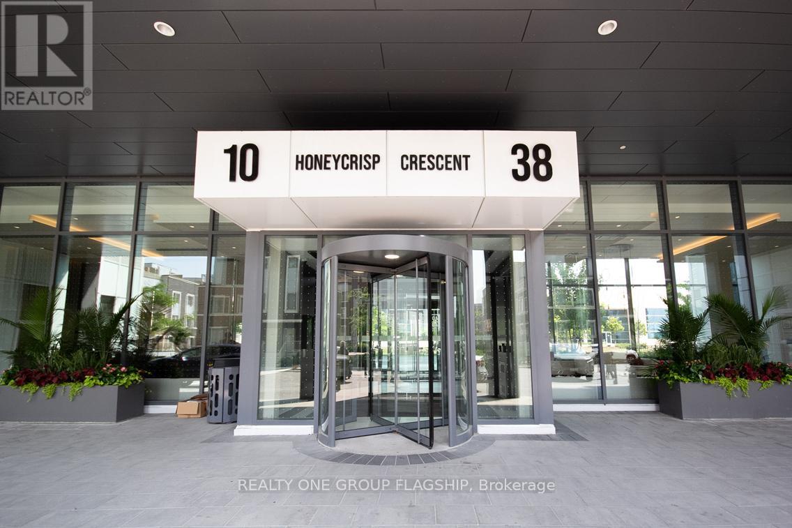 308 - 38 HONEYCRISP CRESCENT - Photo 2 of 18, Vaughan (Vaughan Corporate Centre), Ontario