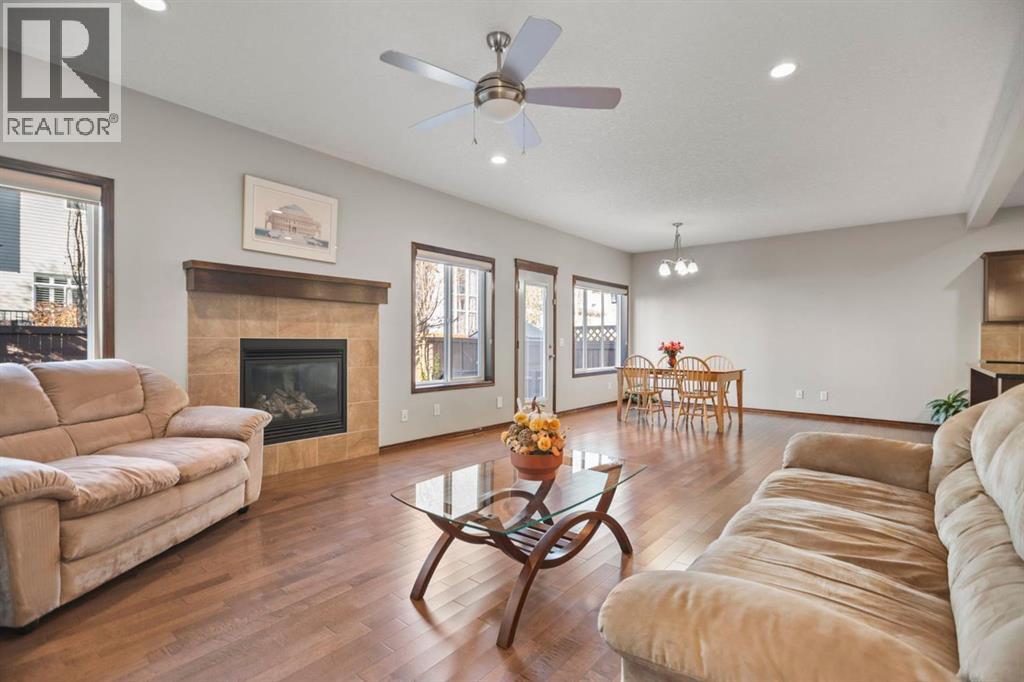 Single Family House for Sale in  Everbrook Way SW Evergreen Calgary 