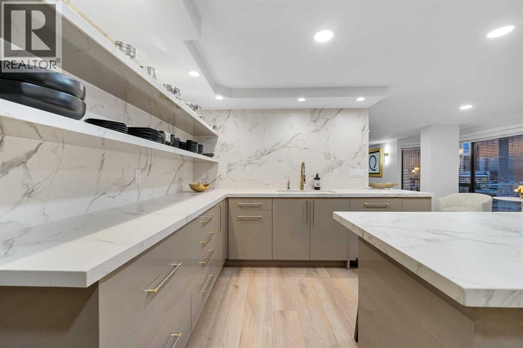 Single Family House for Sale in   Meredith Road NE Crescent Heights Calgary 