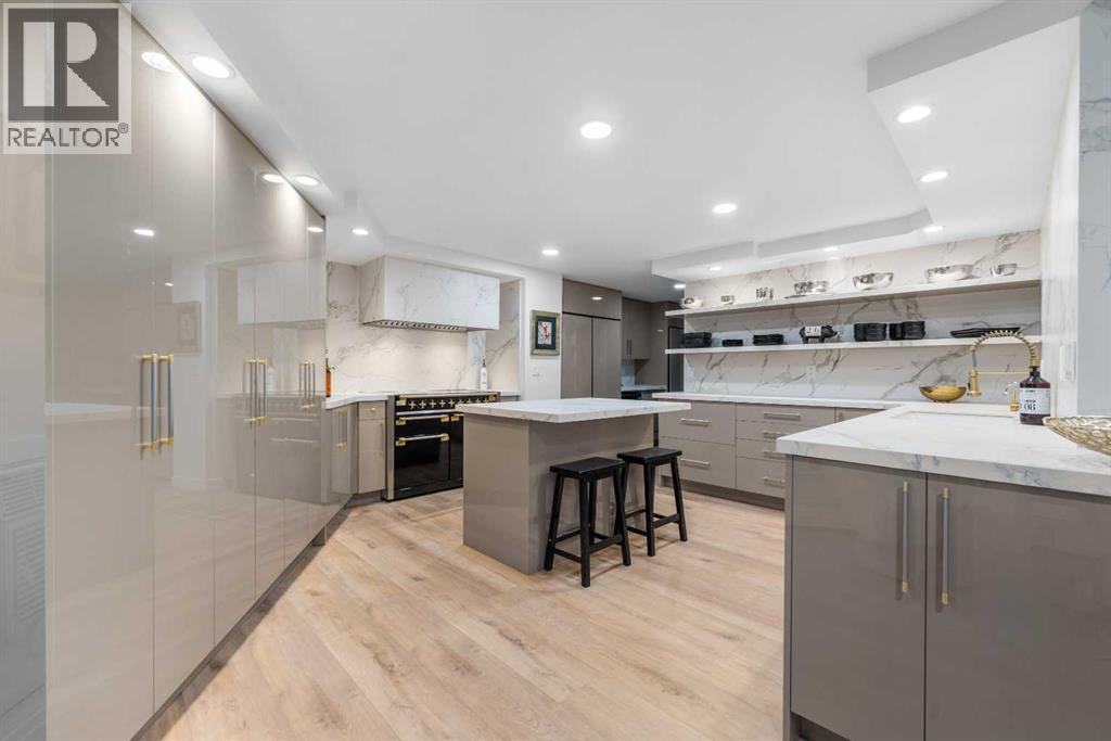 Single Family House for Sale in   Meredith Road NE Crescent Heights Calgary 