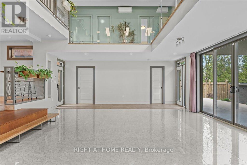 704 CEDAR AVENUE - Photo 4 of 45, Burlington (LaSalle), Ontario