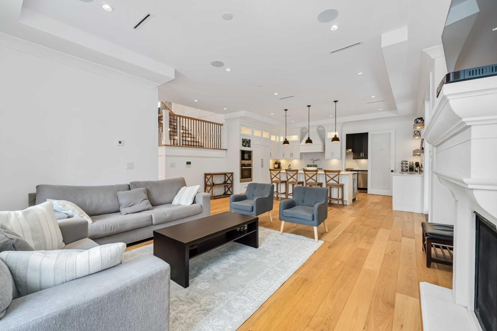 1577 131 STREET - Photo 5 of 40, Surrey, British Columbia