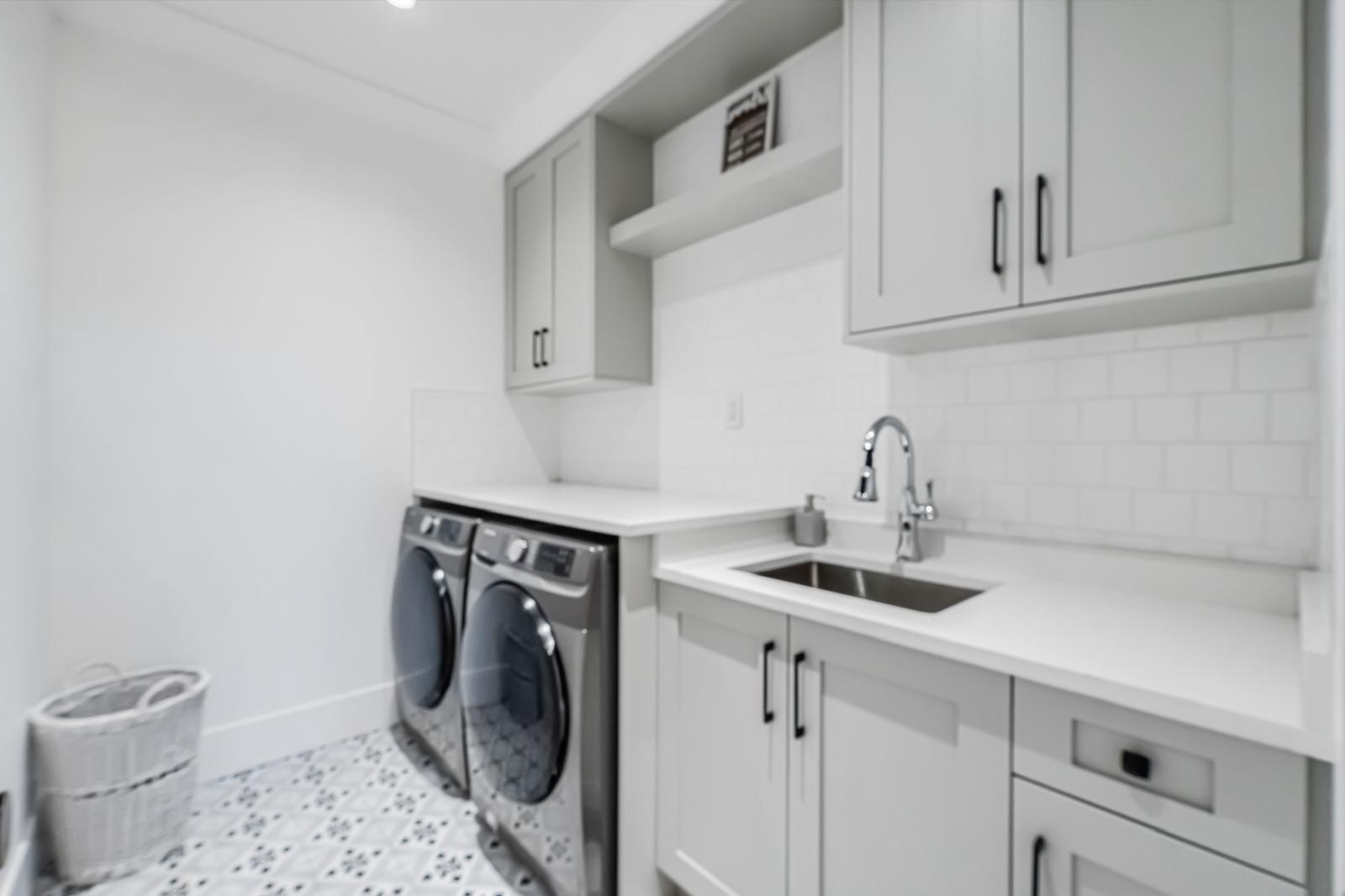 1577 131 STREET, Surrey