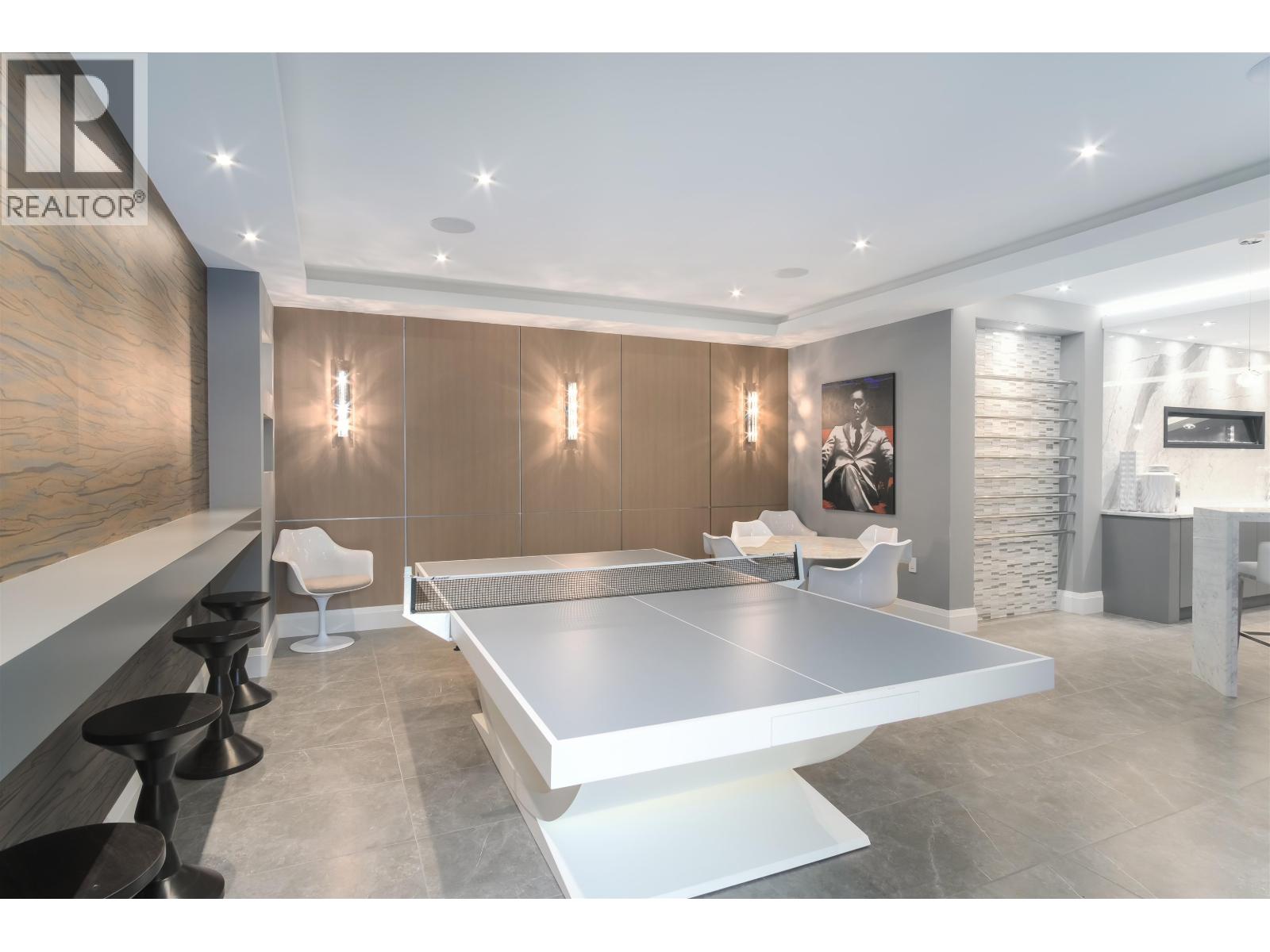 4090 SUNNYCREST DRIVE, North Vancouver