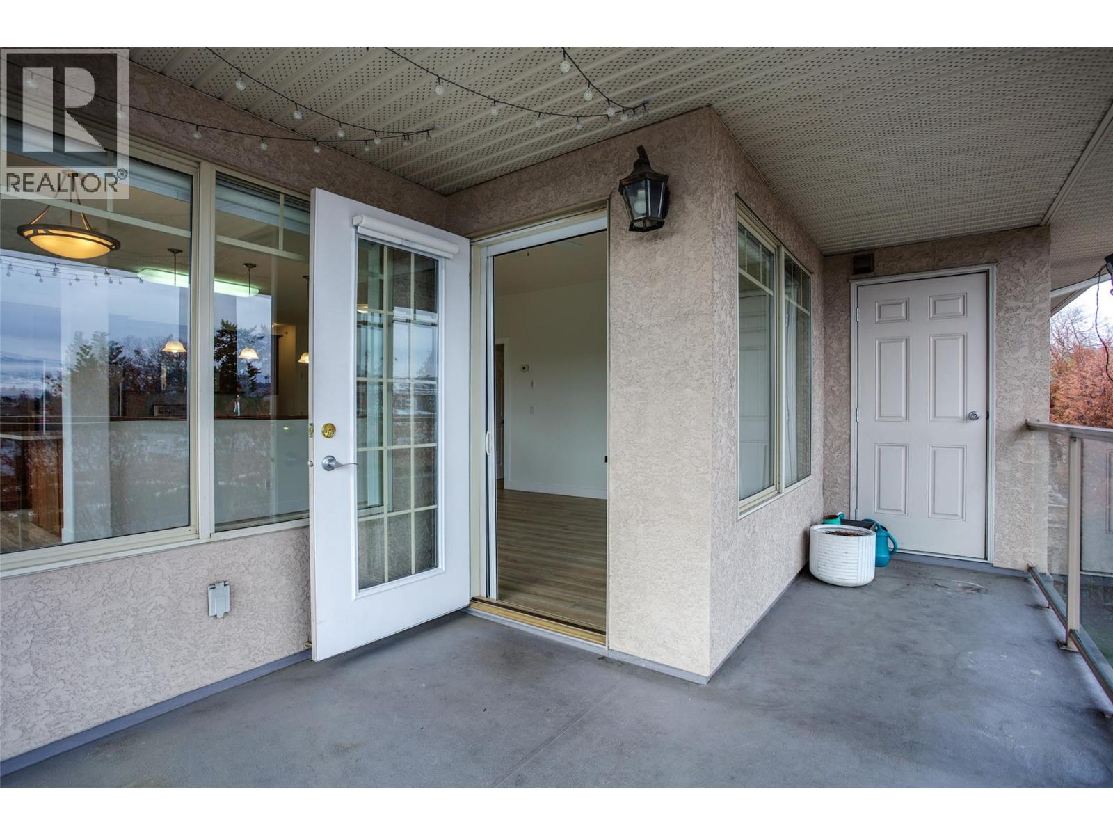 412 1007 Harvey Avenue, Kelowna