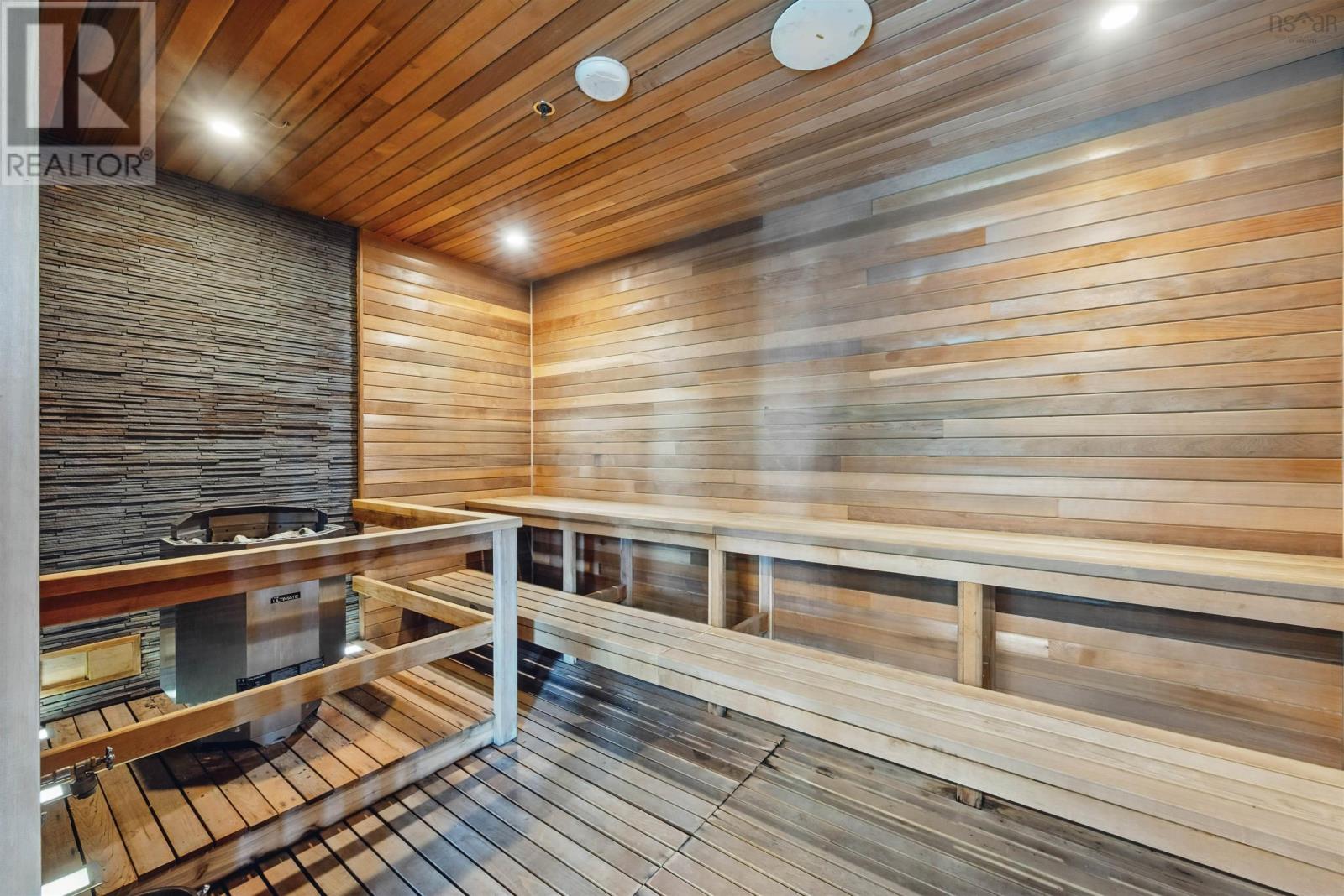 Property 42 of 42 of 910 1650 Granville Street