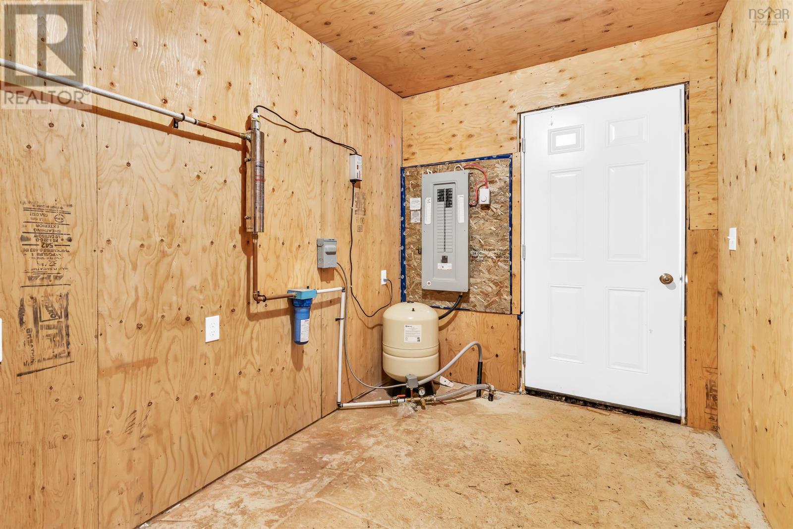 Property 24 of 38 of 111 Ski Martock Road