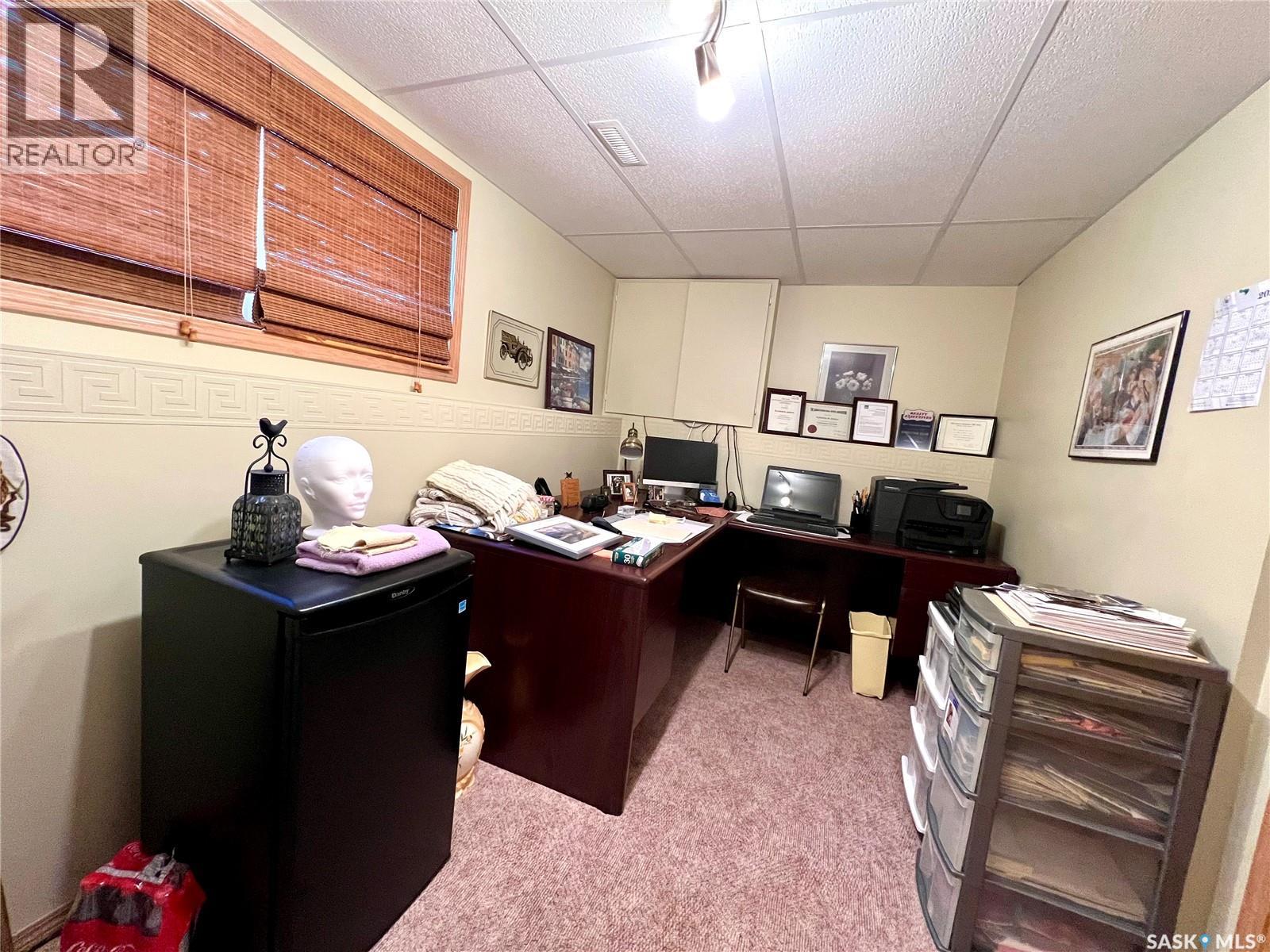 Single Family House for Sale in  th AVENUE NW Swift Current 