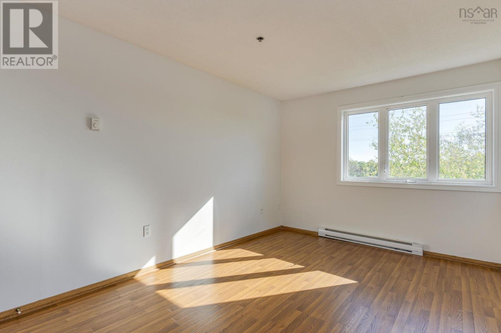 Property 12 of 30 of 219 3700 John Parr