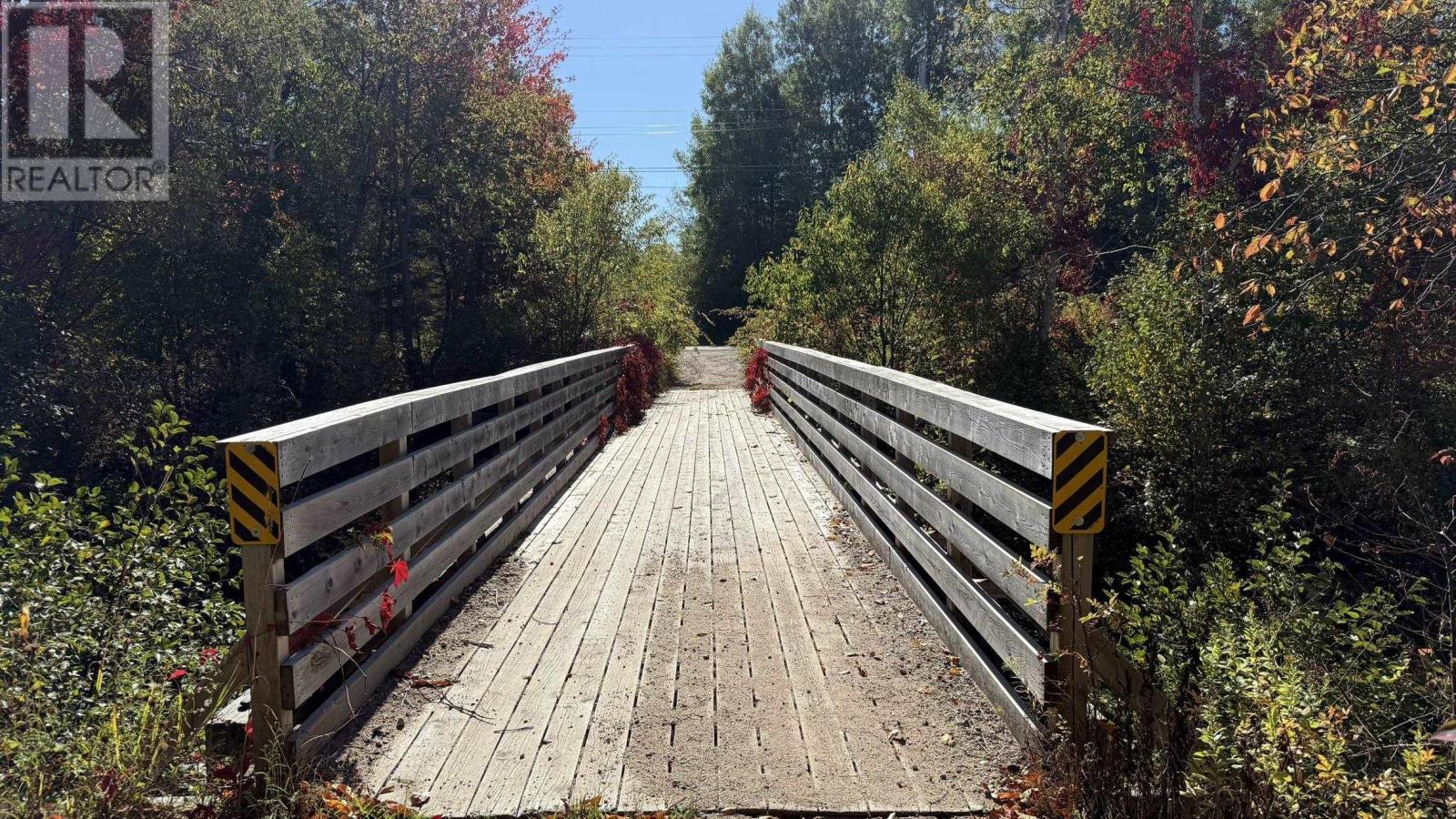 Property 22 of 28 of Lot Highway 201