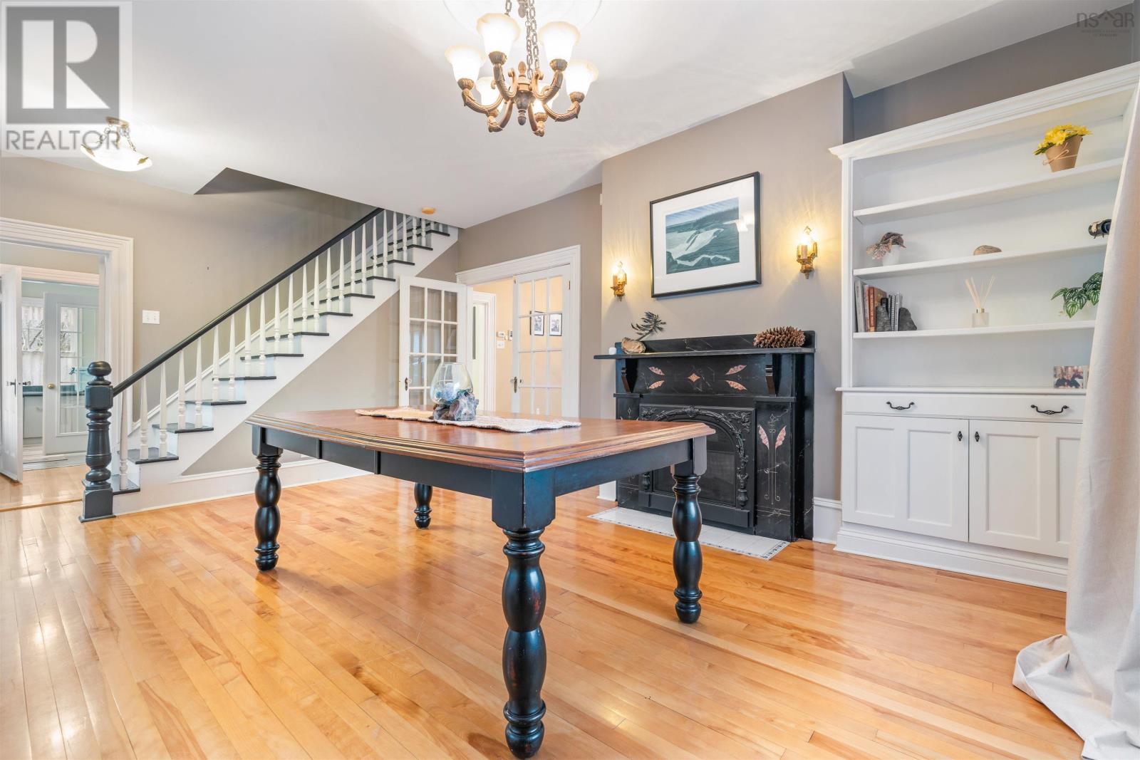 Property 17 of 49 of 1273 North Main Street