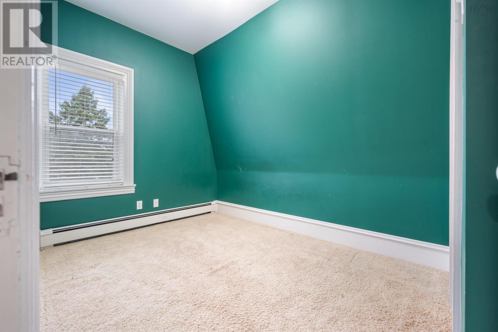 Property 29 of 49 of 1273 North Main Street