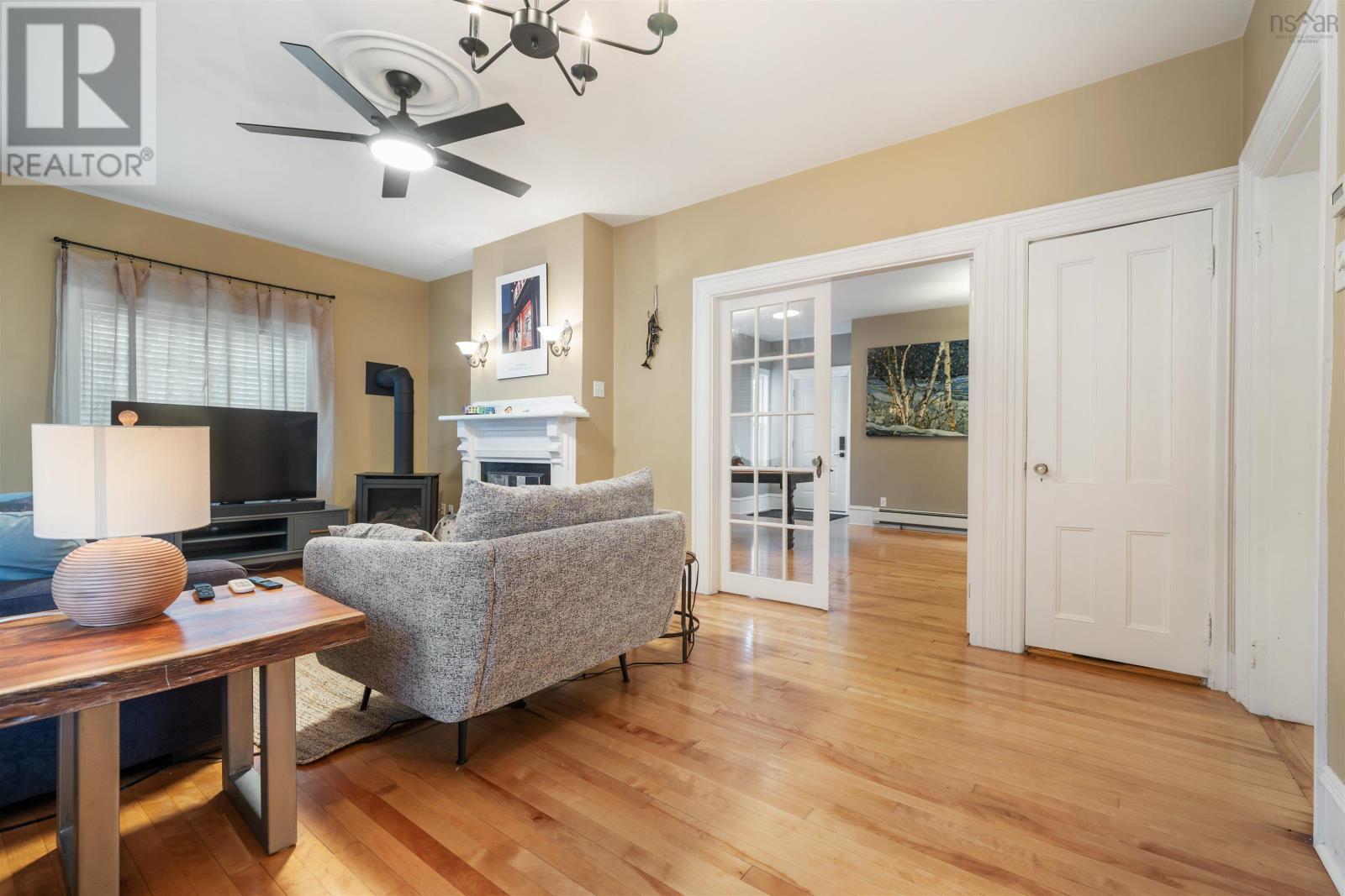 Property 32 of 49 of 1273 North Main Street