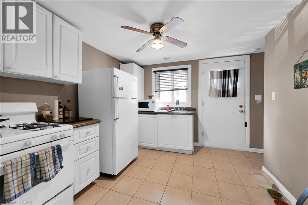942 UPPER GAGE AVENUE - 28