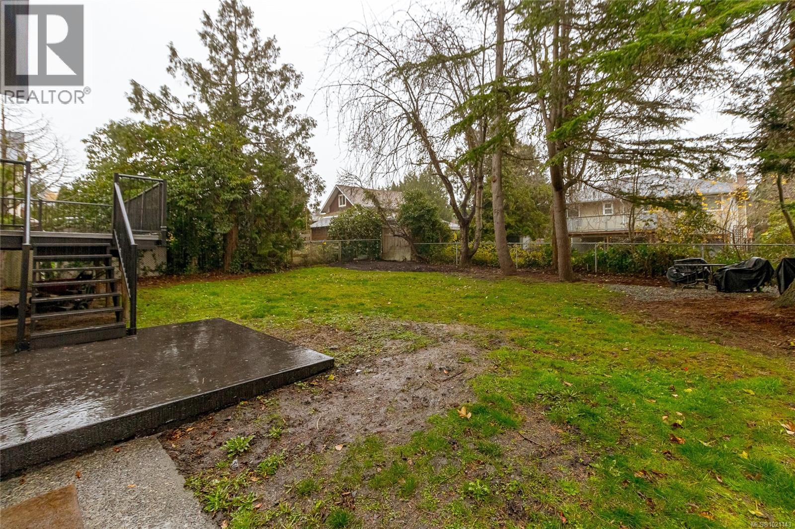  3375 Kingsley Place, Saanich