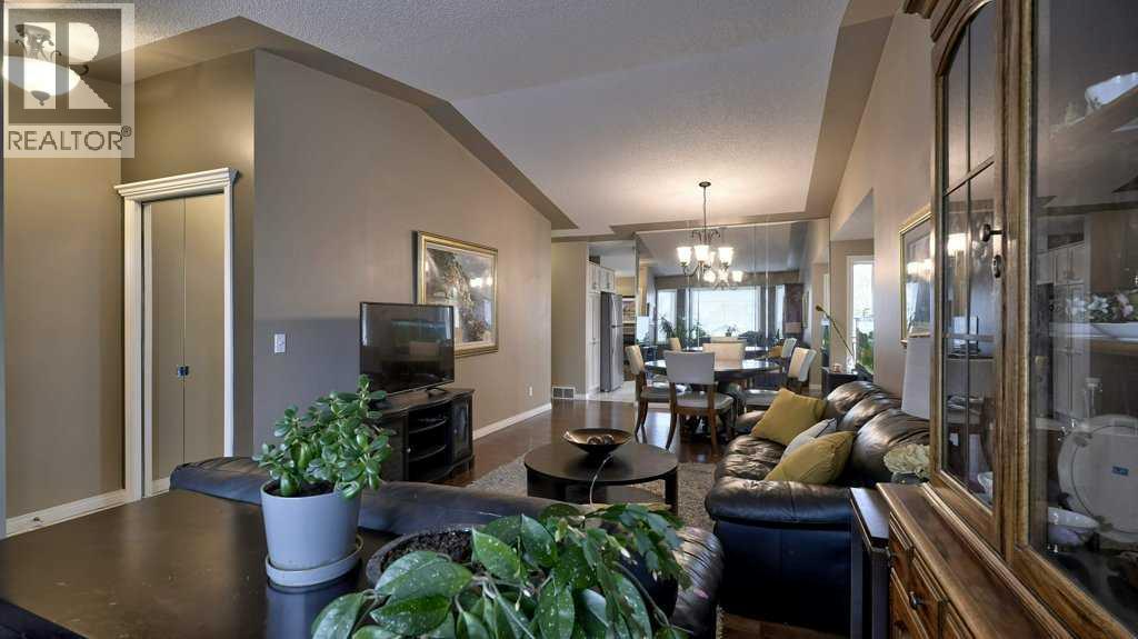 Single Family House Bungalow for Sale in  Sierra Morena Green SW Signal Hill Calgary 