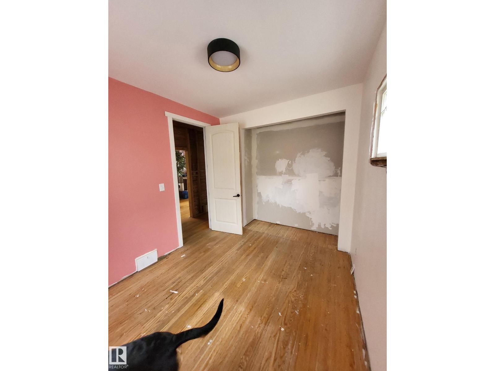 11515 101 ST NW NW, Edmonton