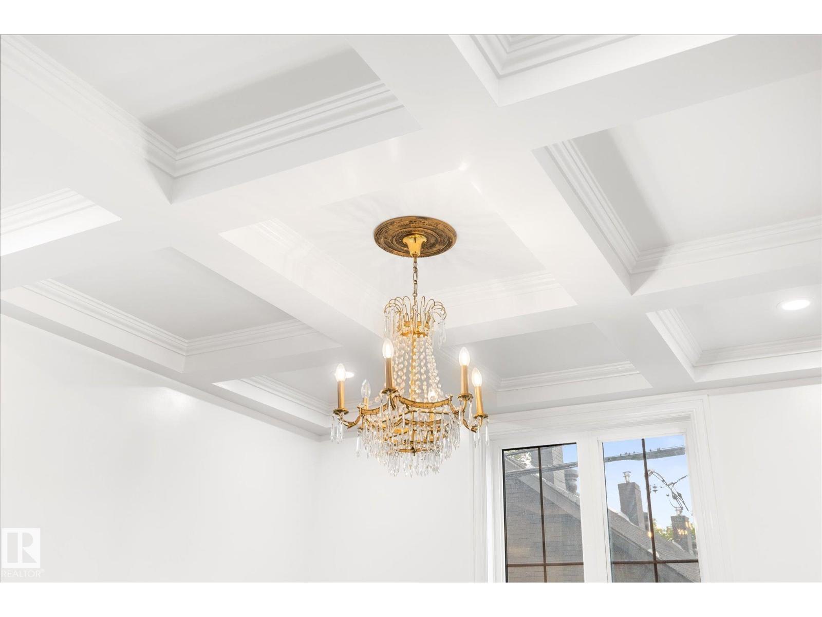 11833 102 AV NW, Edmonton