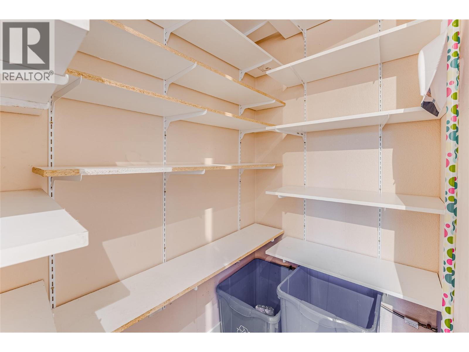 2620 Pleasant Valley Road Unit# 9, Armstrong