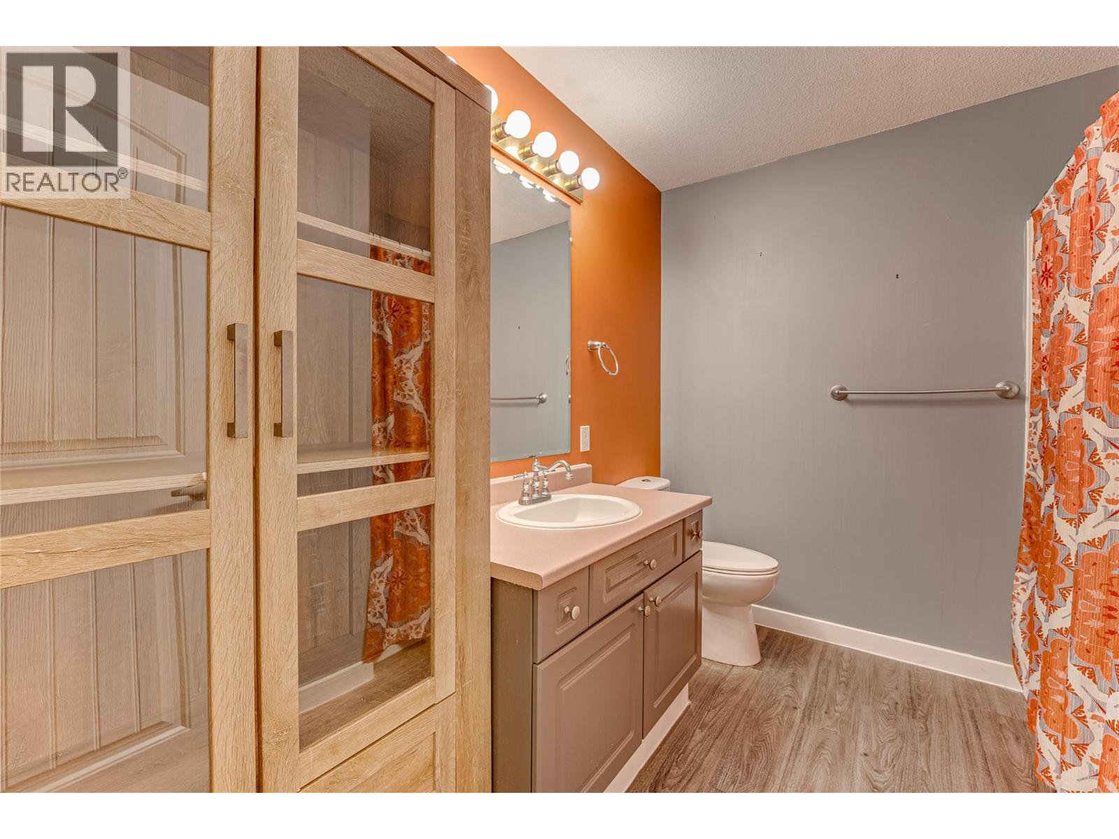 2620 Pleasant Valley Road Unit# 9, Armstrong