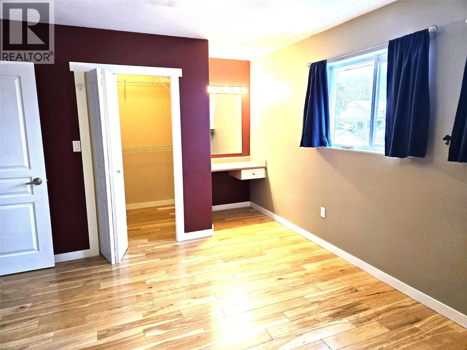 2620 Pleasant Valley Road Unit# 9, Armstrong