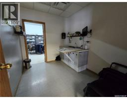 416 7th Avenue Nw, Weyburn, SK S4H2K7 Photo 16