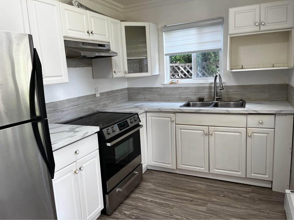 8025 D'HERBOMEZ DRIVE, Mission