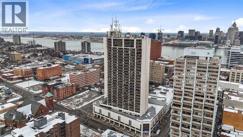 150 PARK Unit# 802 - Photo 3 of 17, Windsor, Ontario
