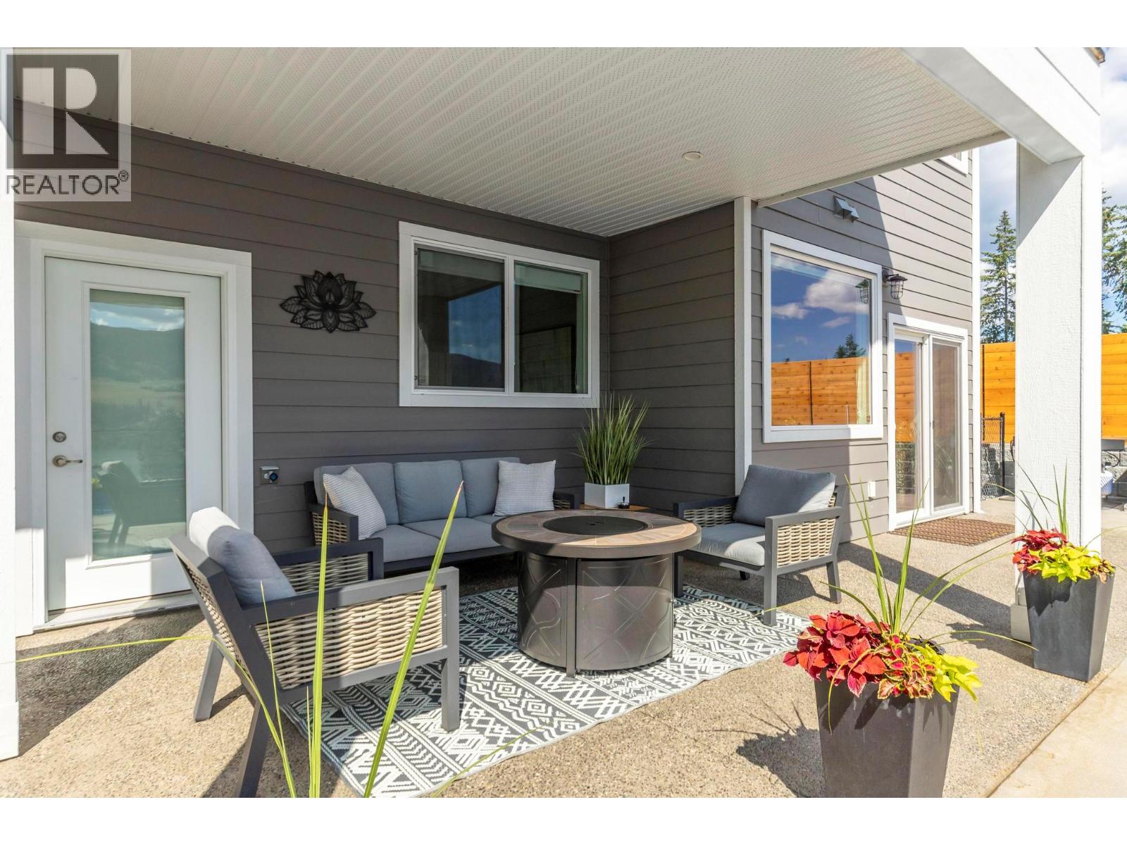  11582 Middleton Road South, Lake Country