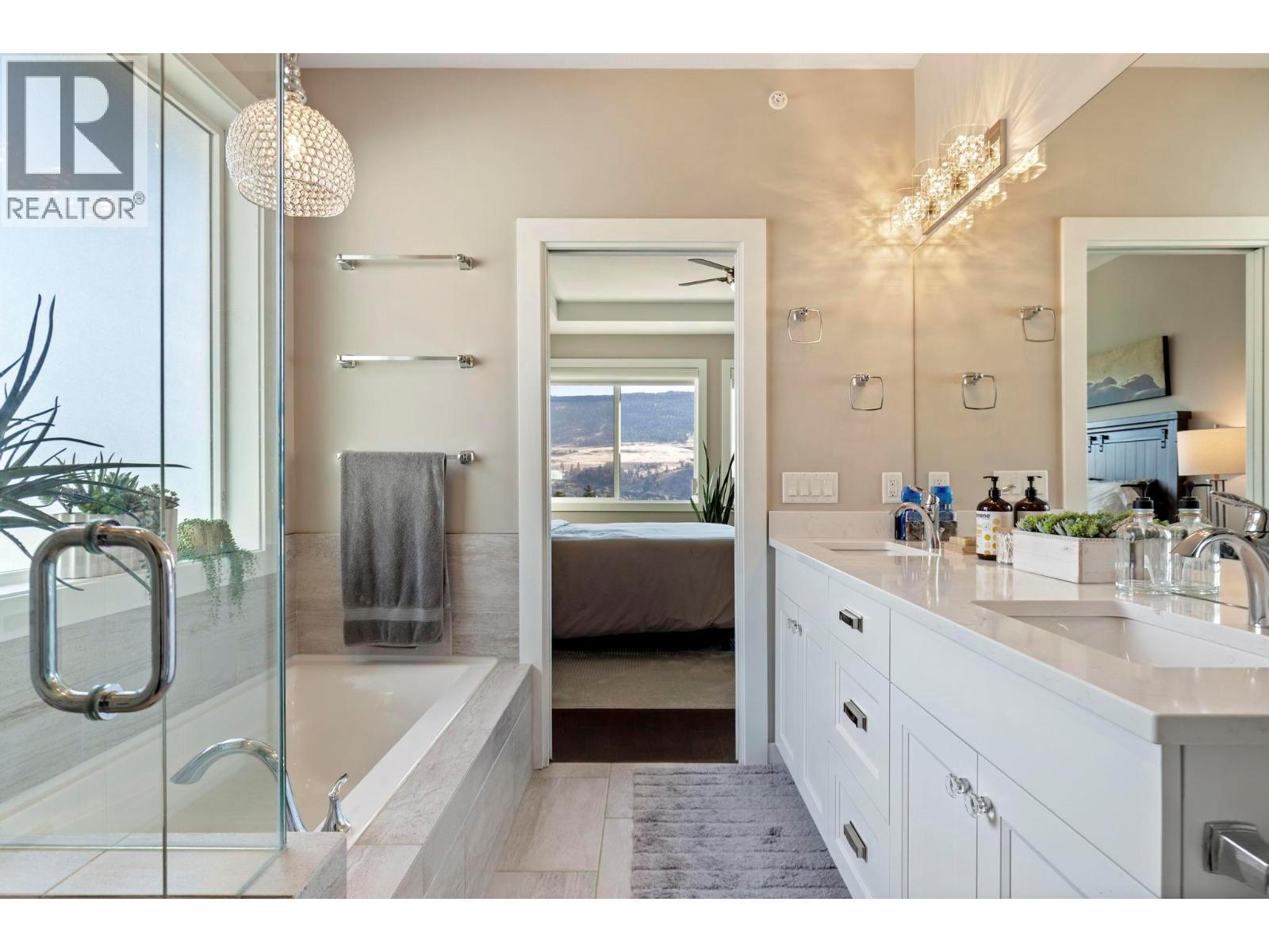  11582 Middleton Road South, Lake Country