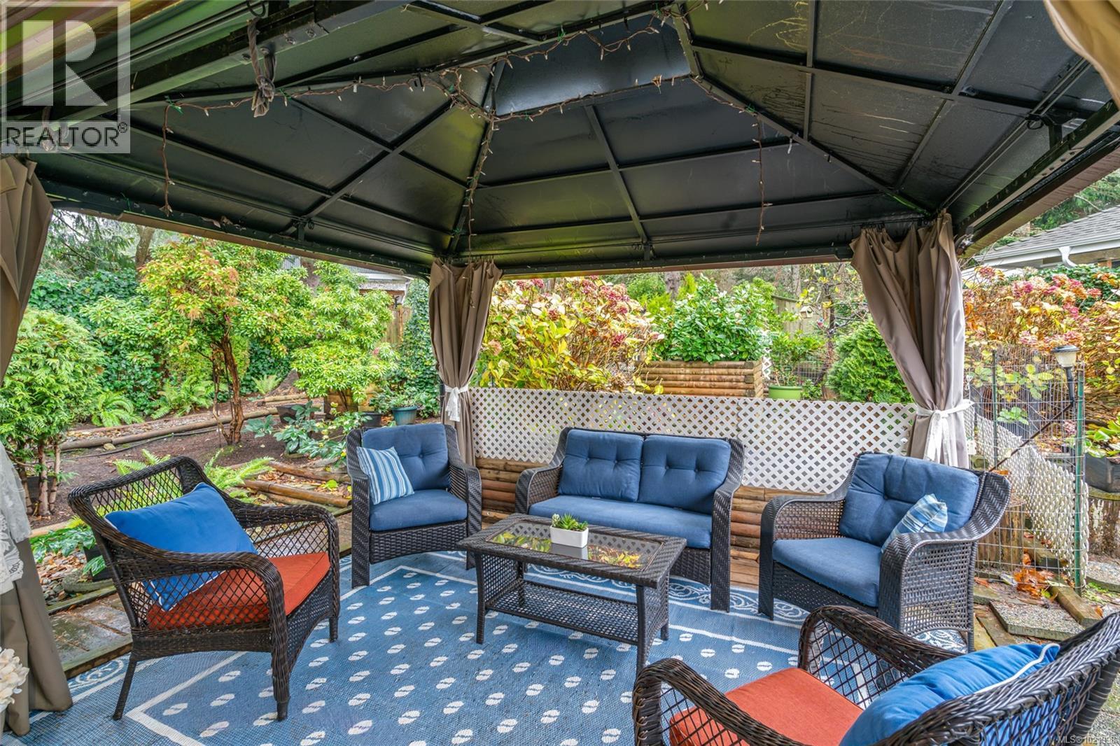 83 Bridgewater Lane, Parksville