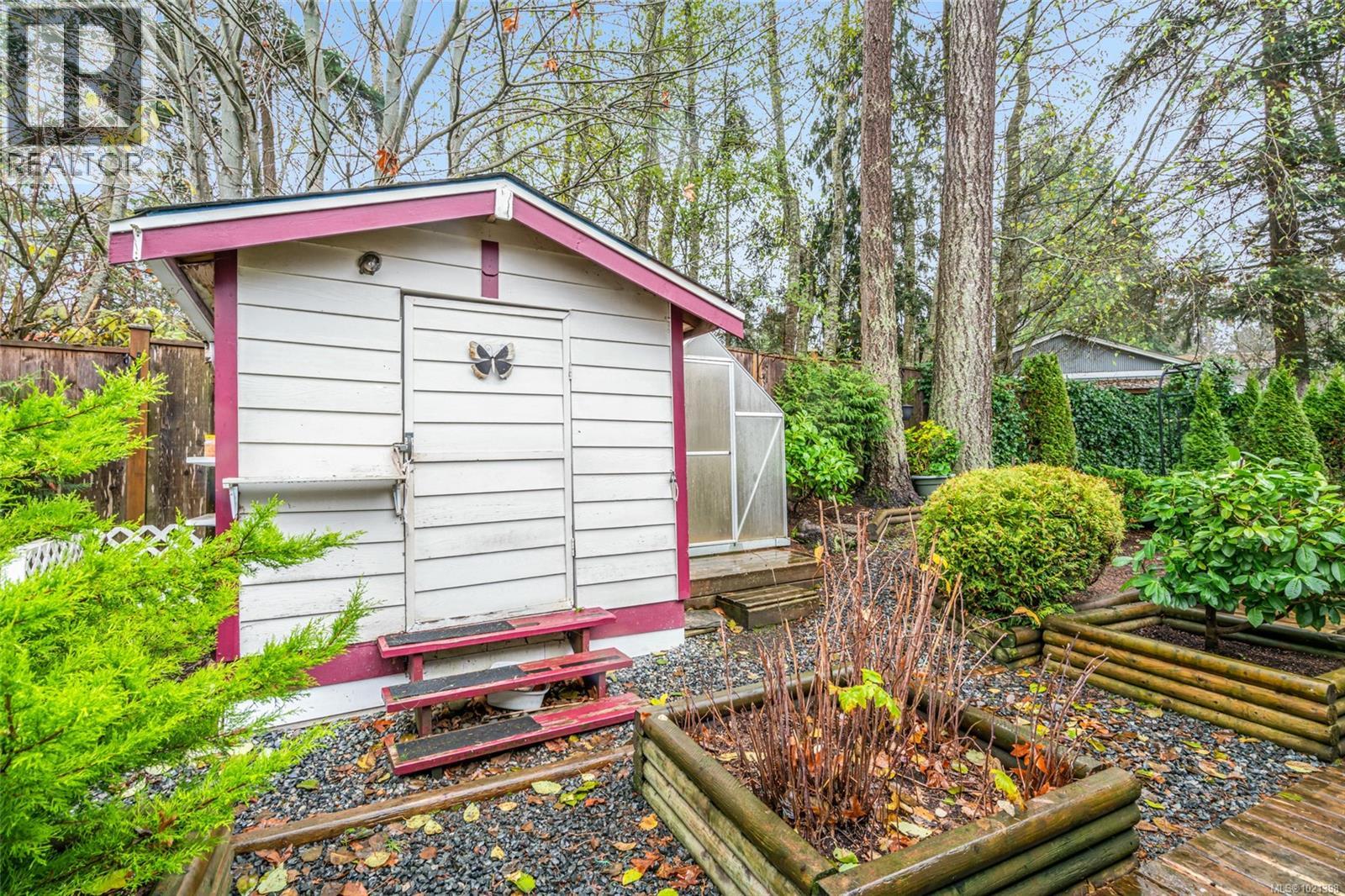 83 Bridgewater Lane, Parksville