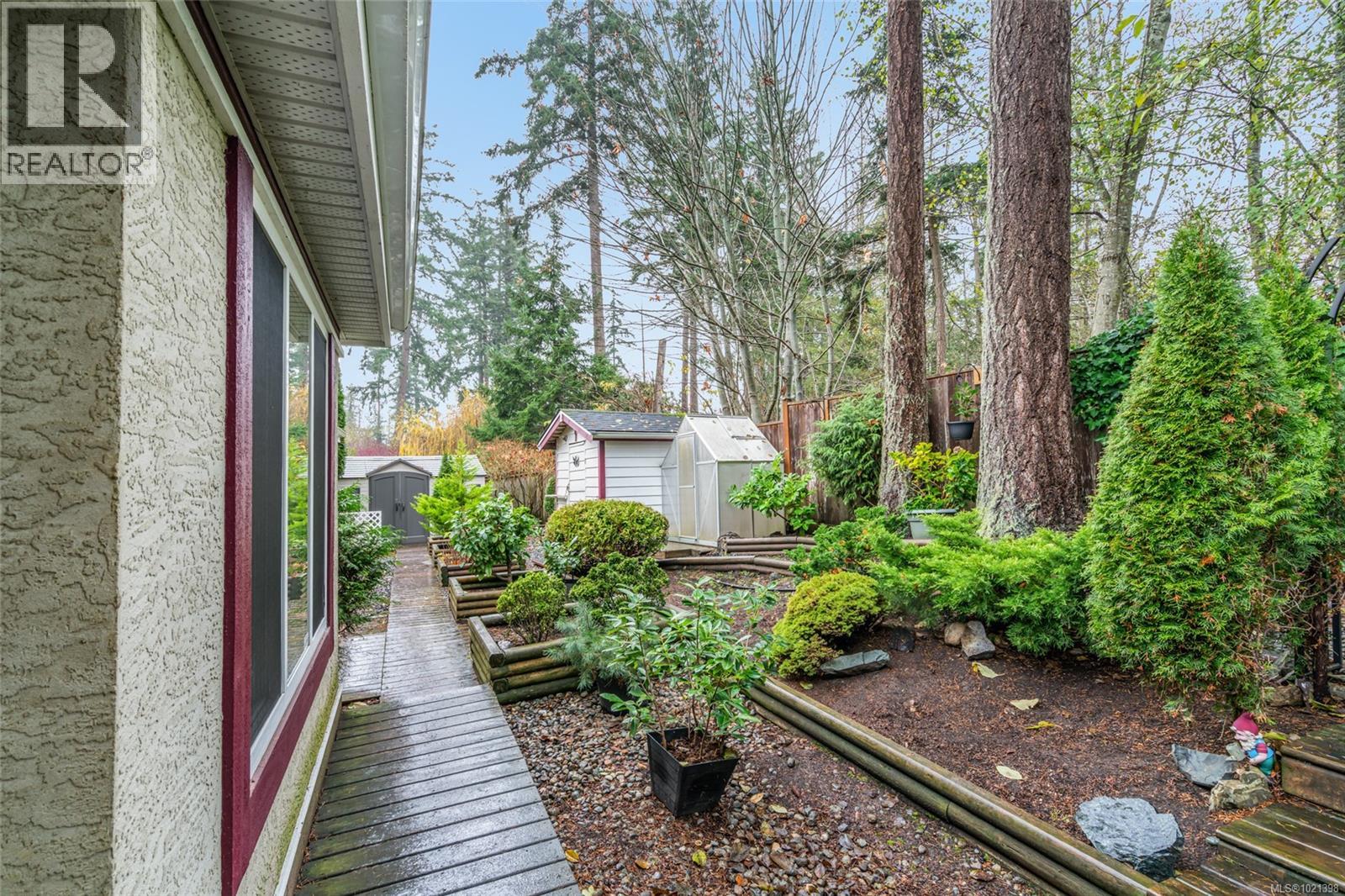 83 Bridgewater Lane, Parksville