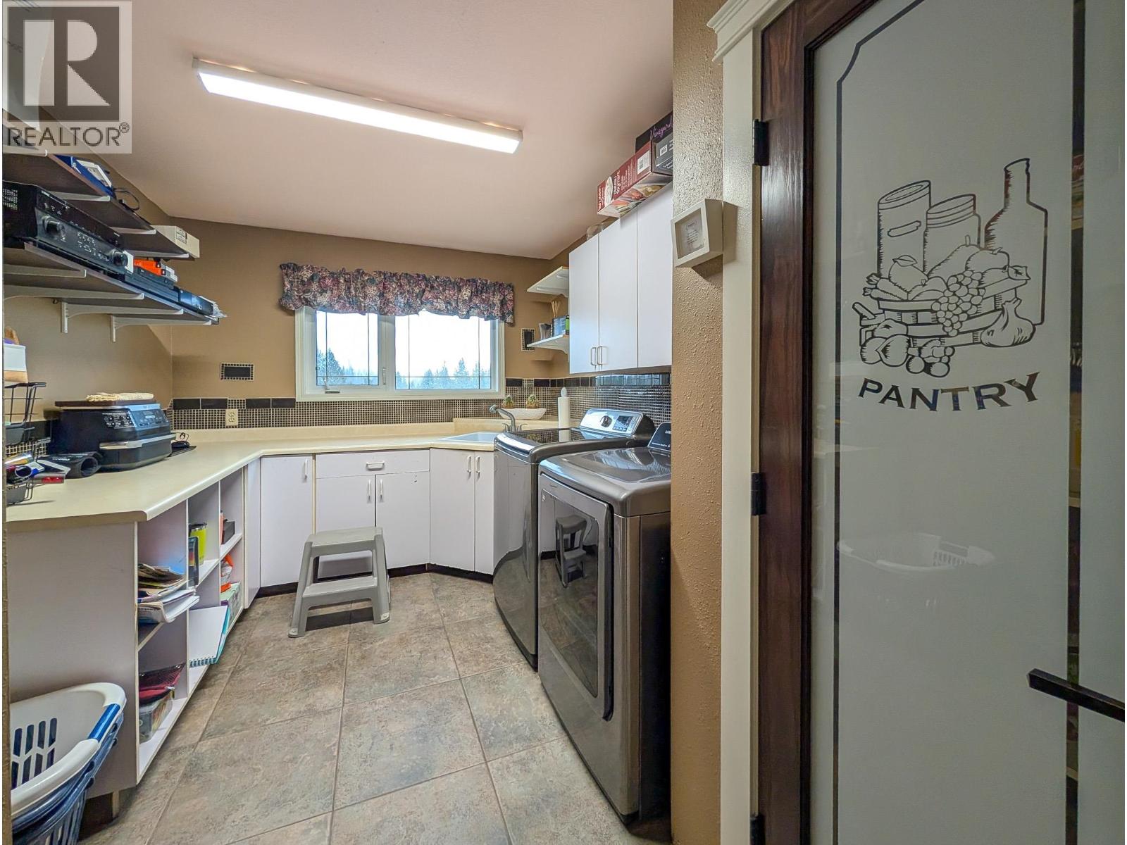 11400 MAURAEN DRIVE, Prince George