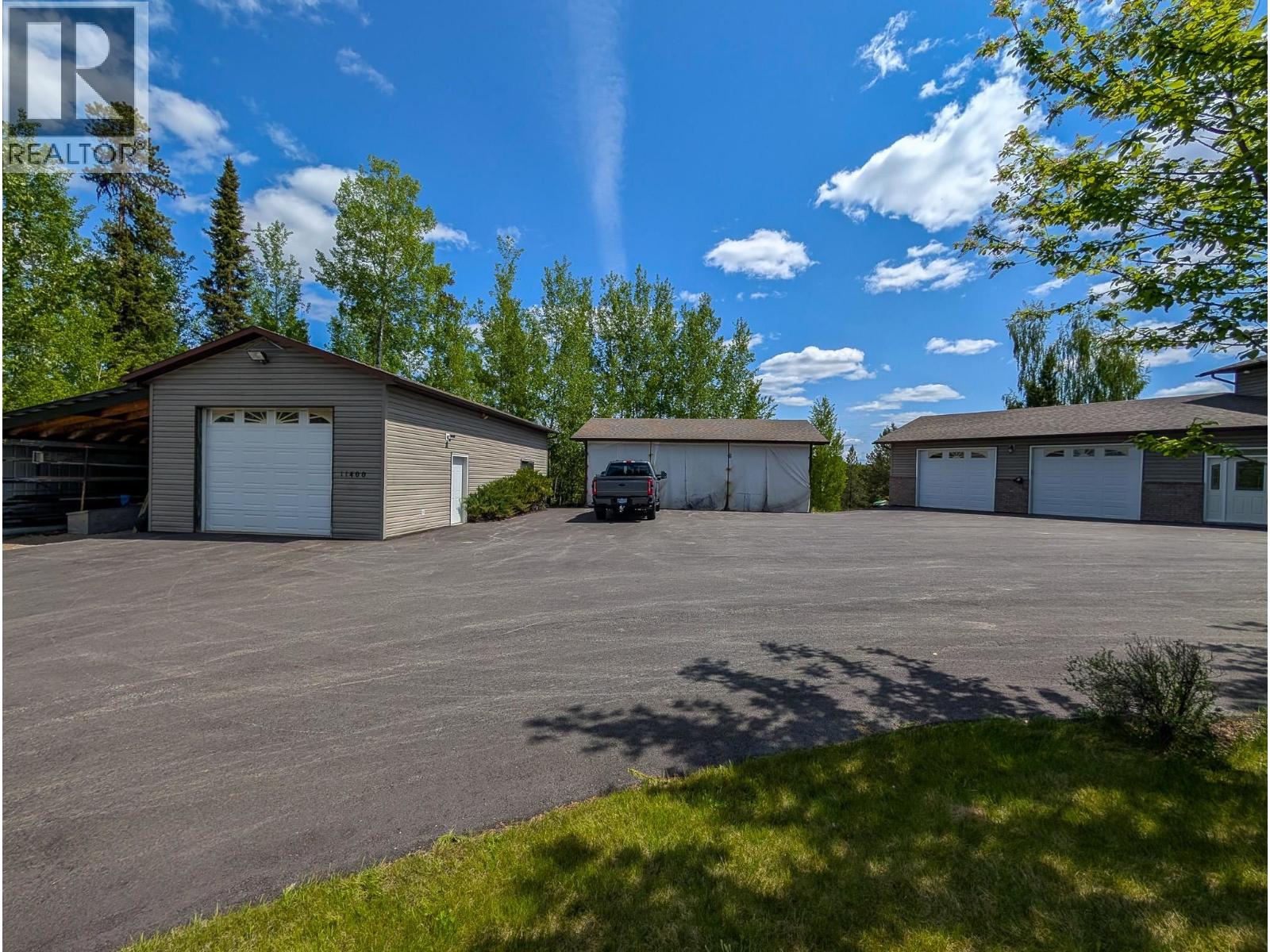 11400 MAURAEN DRIVE, Prince George