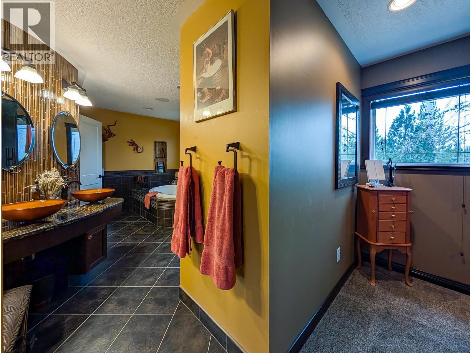 11400 MAURAEN DRIVE, Prince George