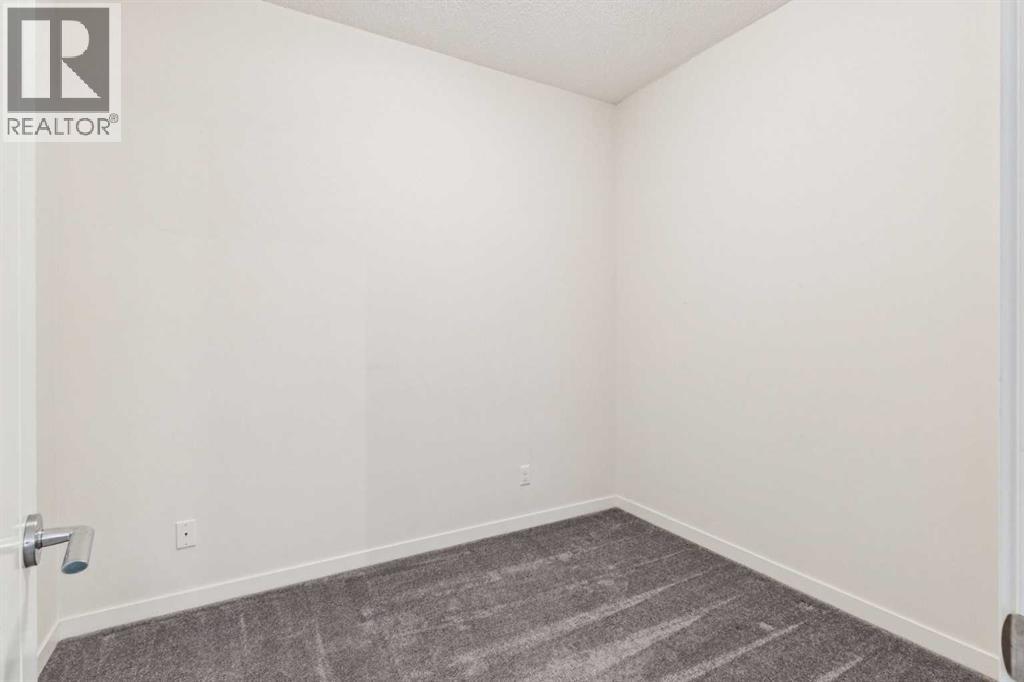 101 Sunset Drive, Cochrane