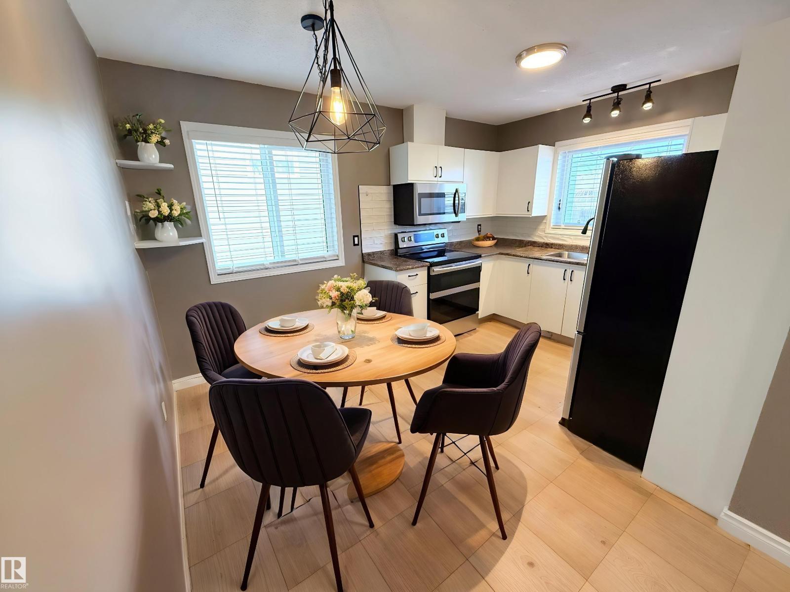 10226 152 ST NW, Edmonton