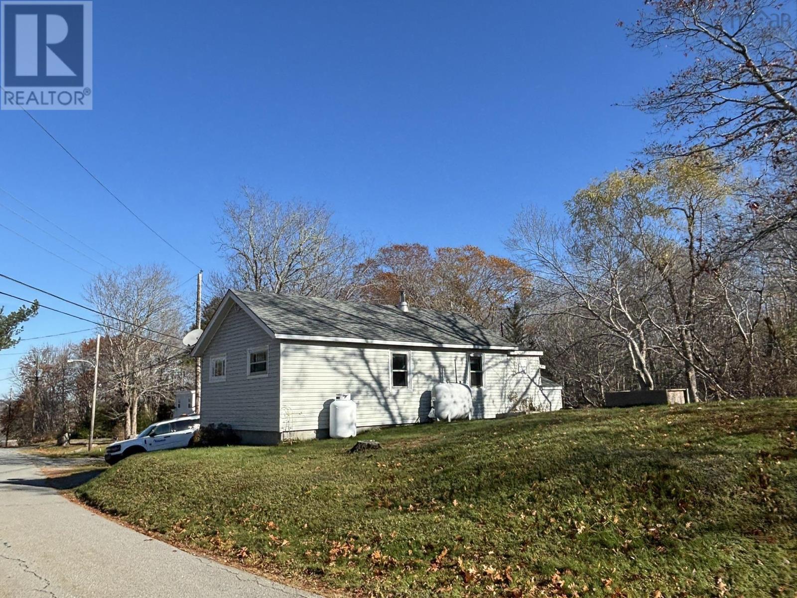 Property 20 of 23 of 59 Town Lake Road