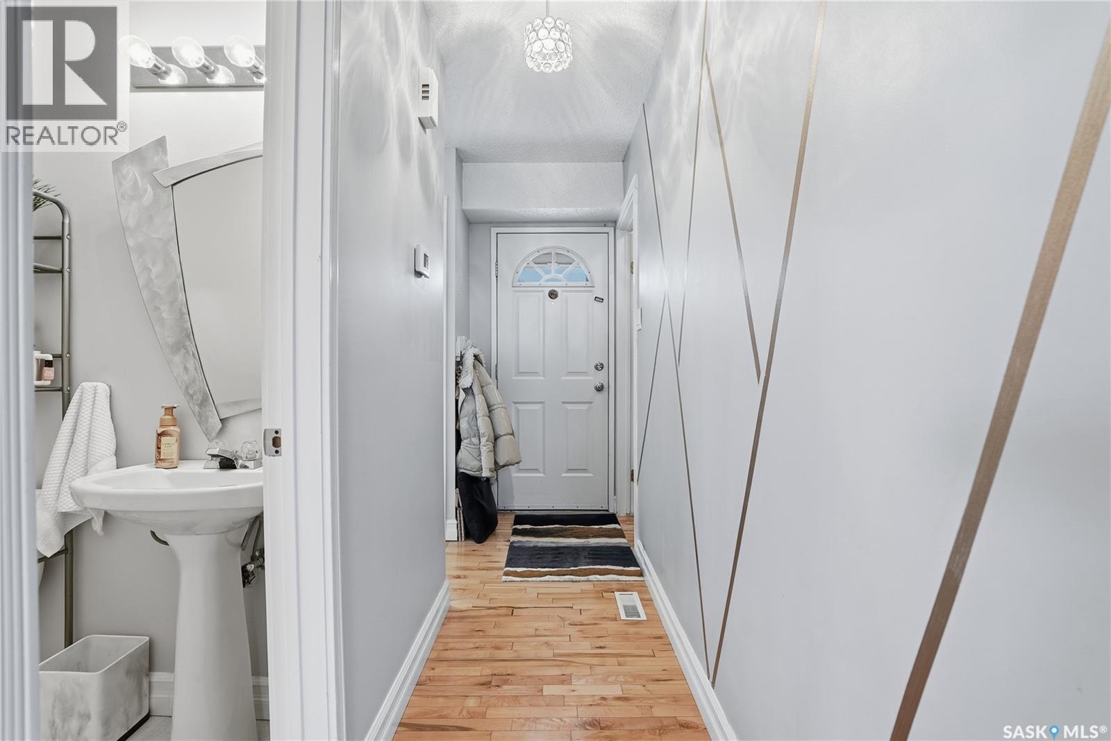 Single Family House 2 Level for Sale in   Haight CRESCENT Saskatoon 