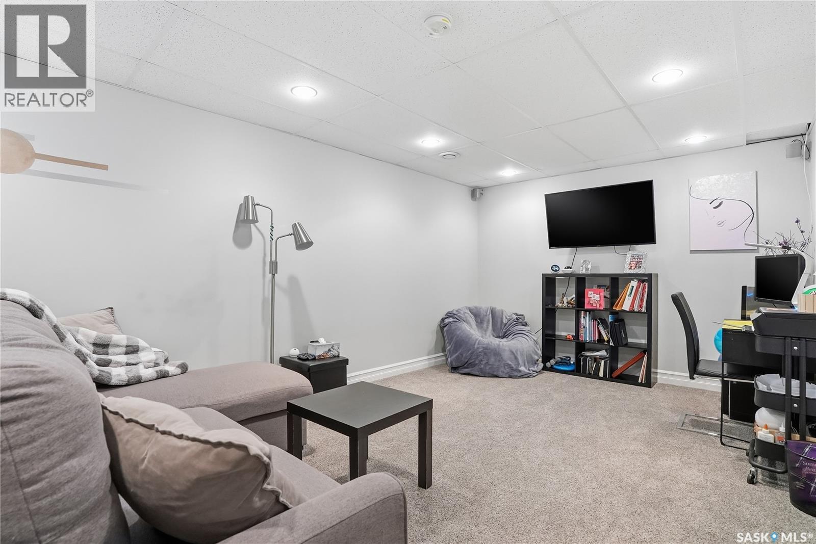 Single Family House 2 Level for Sale in   Haight CRESCENT Saskatoon 