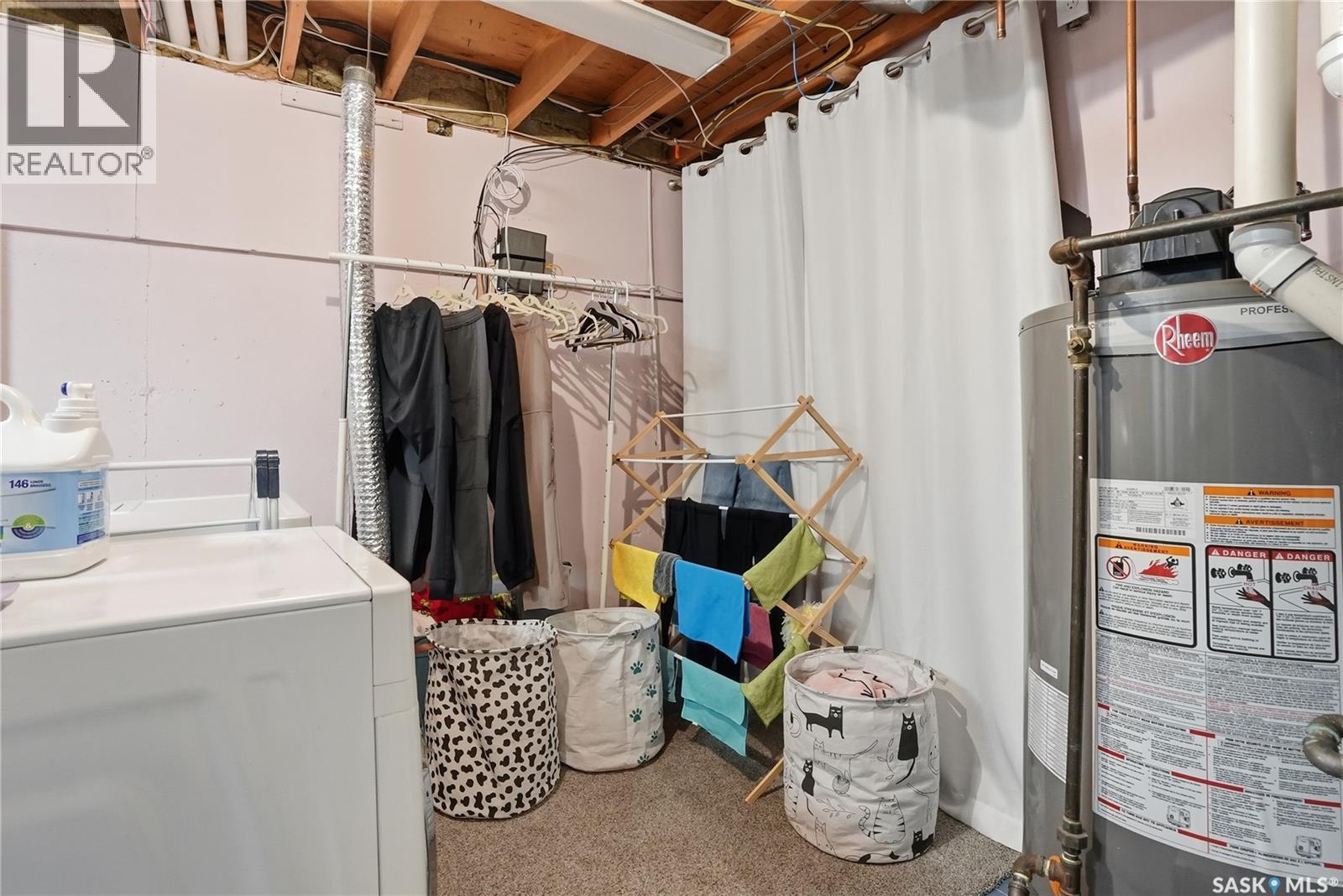 Single Family House 2 Level for Sale in   Haight CRESCENT Saskatoon 