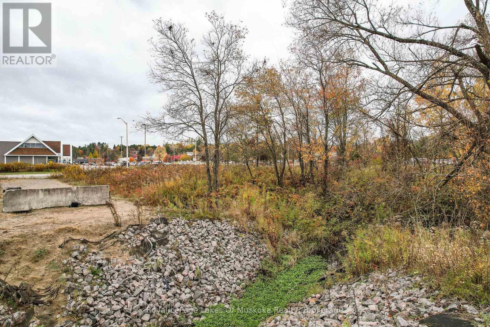 0 SALMON AVENUE - Photo 2 of 11, Bracebridge (Monck (Bracebridge)), Ontario