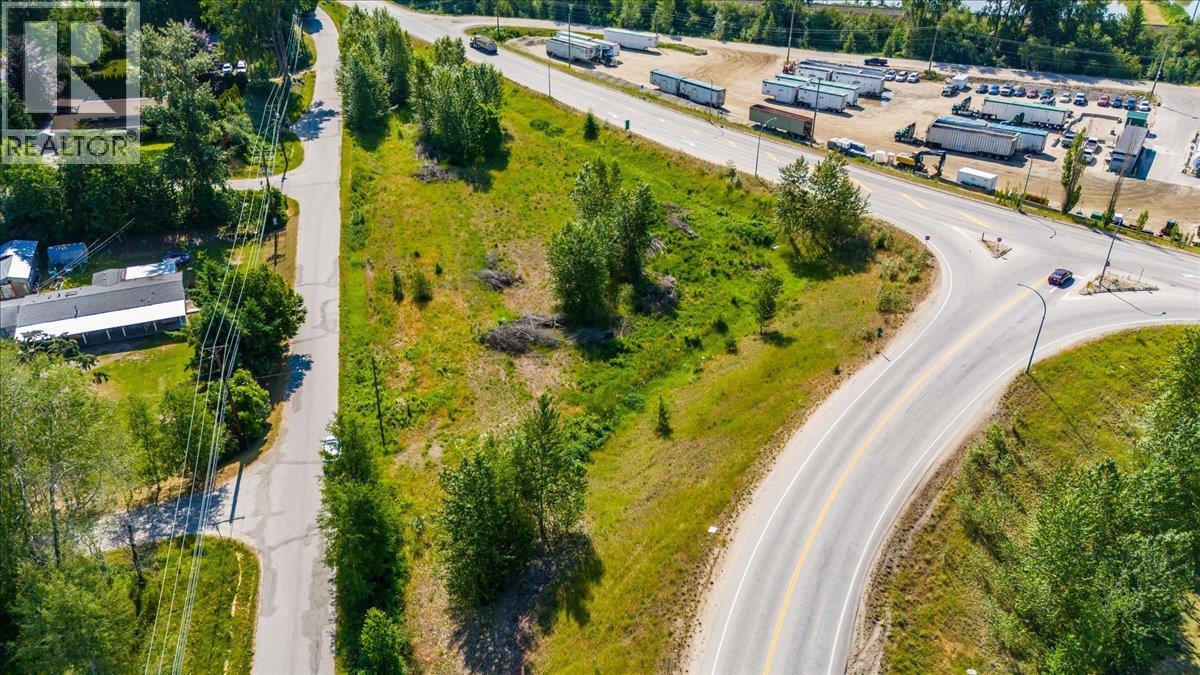  2170 Bayview Road, Castlegar