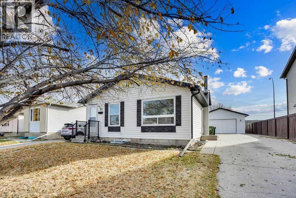Single Family House 4 Level for Sale in  Castleglen Crescent NE Castleridge Calgary 