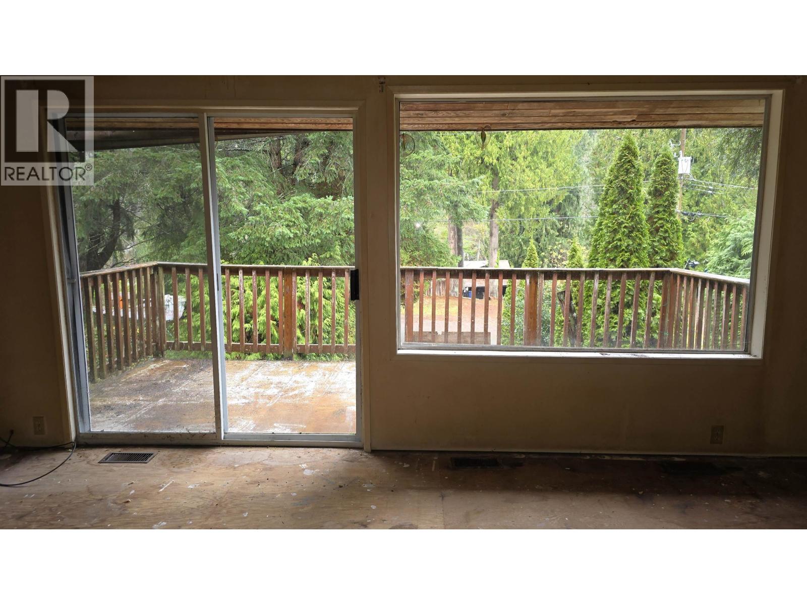 4494 RONDEVIEW ROAD, Madeira Park