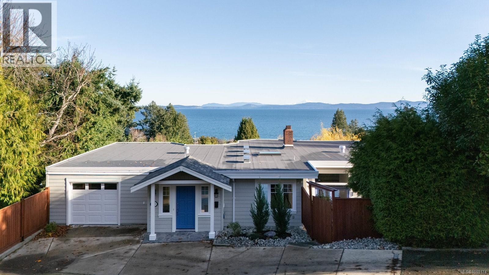  5055 Lochside Drive, Saanich